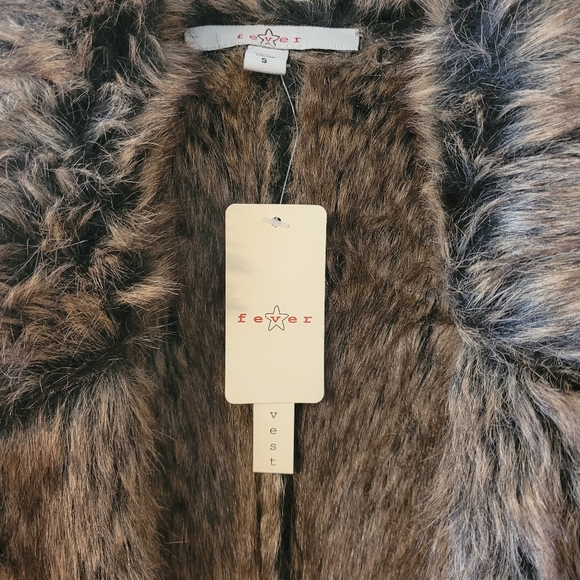 Faux Fur Vest - Picture 3 of 4
